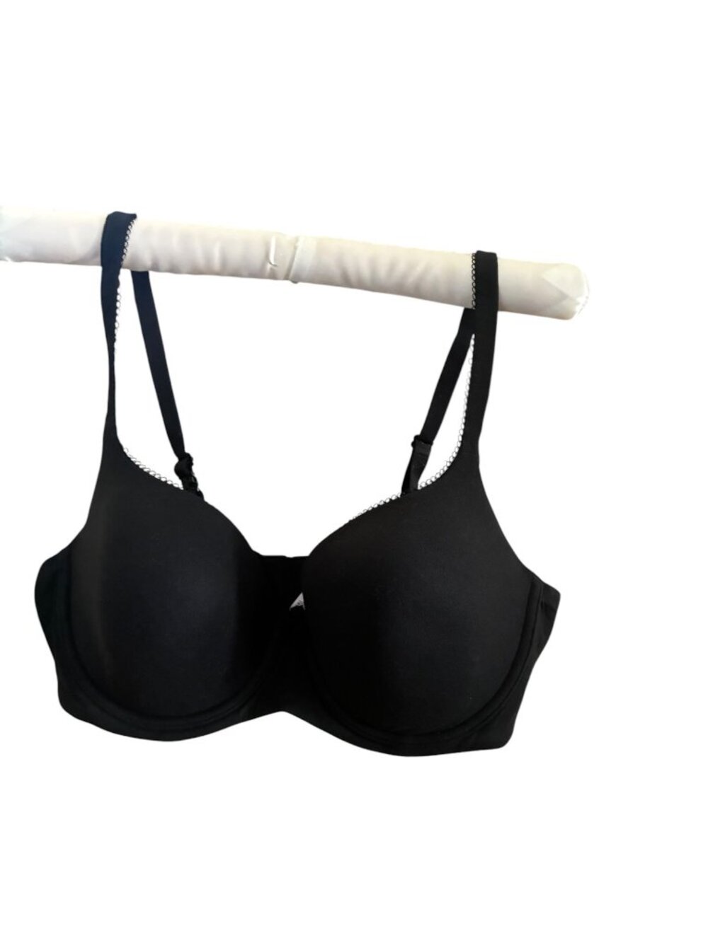Victorias Secret Black Padded Wired Bra With Adjustable Straps 38D